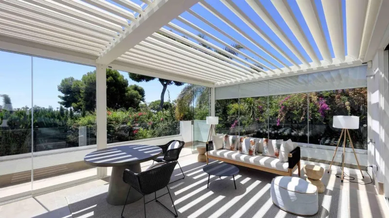 Pergola bioclimatica Alba di Corradi