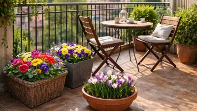 Balcone fiorito nel mese di marzo