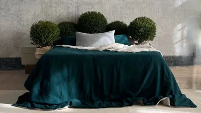 Linen Blanket di Once Milano: copriletto in lino double face