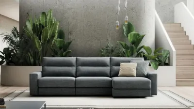 Samir di Doimo Salotti, con sedute avvolgenti che si possono estendere per momenti di assoluto riposo